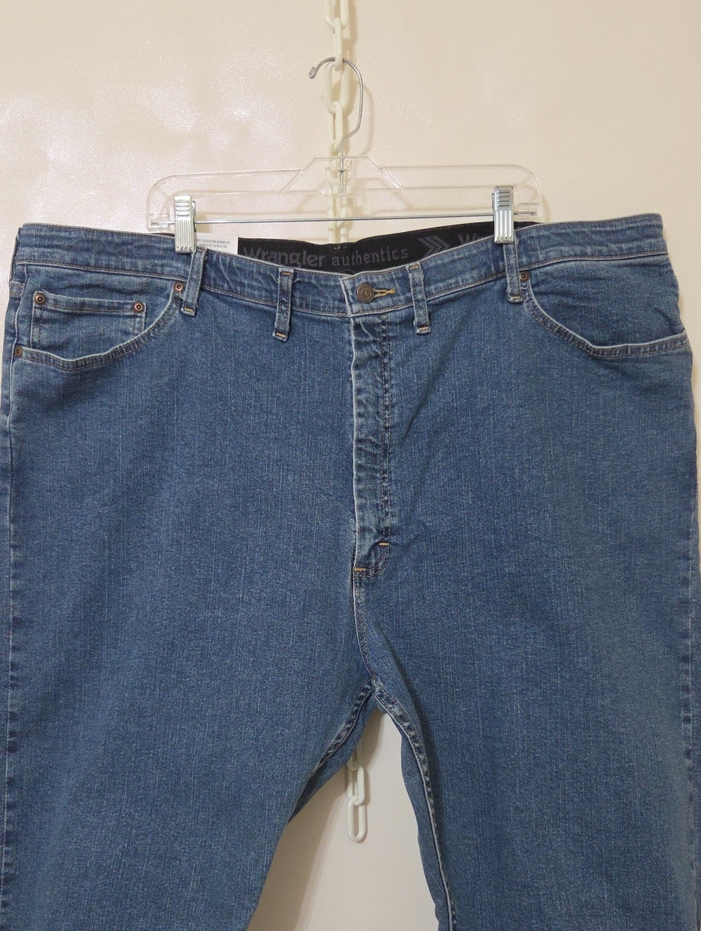 Wrangler Authentics Regular Fit Comfort Flex Waist Jeans - 48 x 32 New with Tags